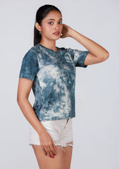 Short-Length T-Shirt - Blue White Tie Dye