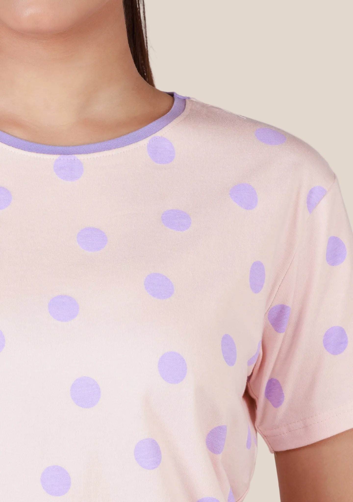 Short-Length T-Shirt - Light Pink Printed