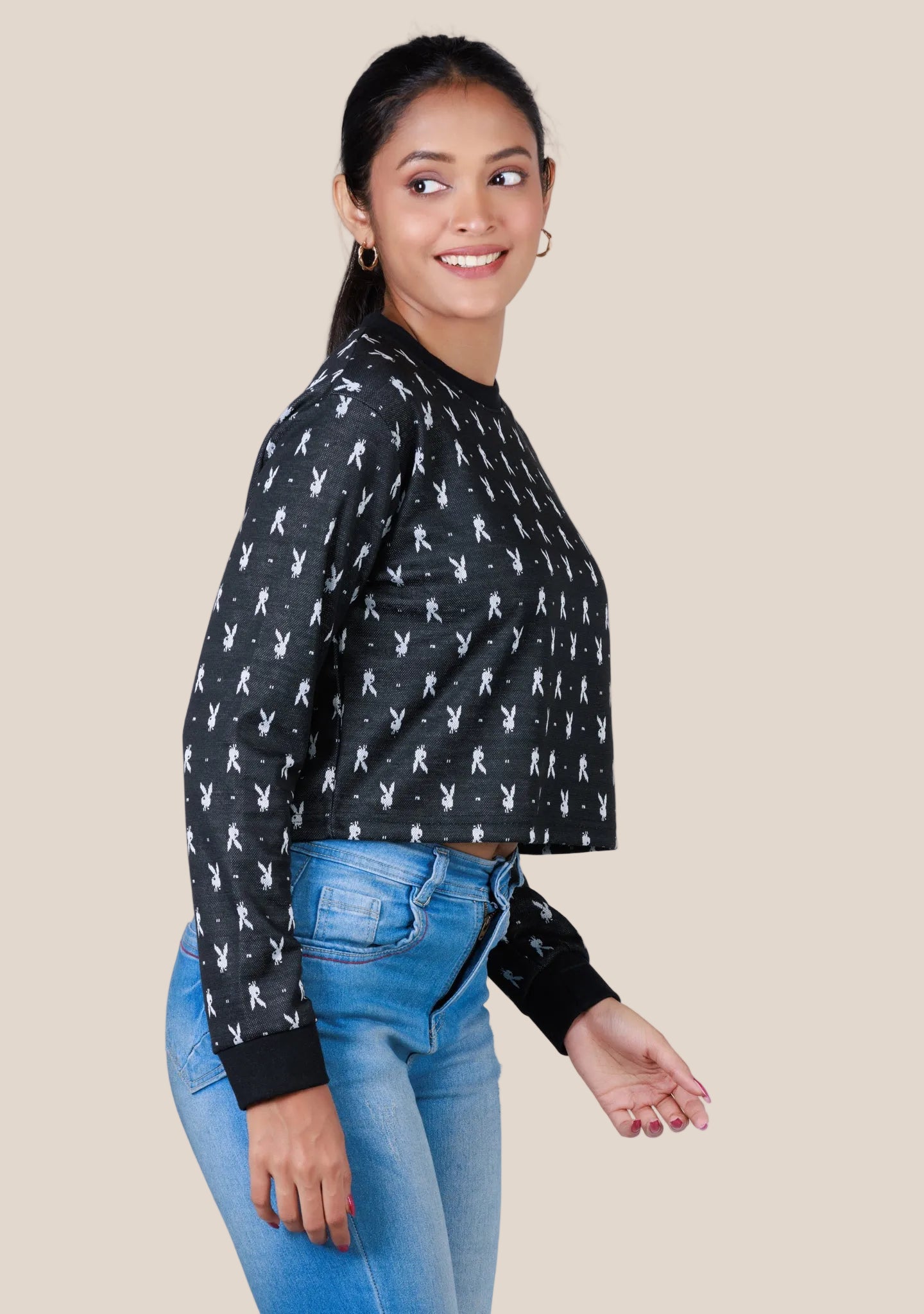 Ladies Long Sleeve Crop Top - Black Printed